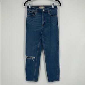 Abercrombie & Fitch The Mom High Rise Straight Jeans 25/0 XS Medium Wash